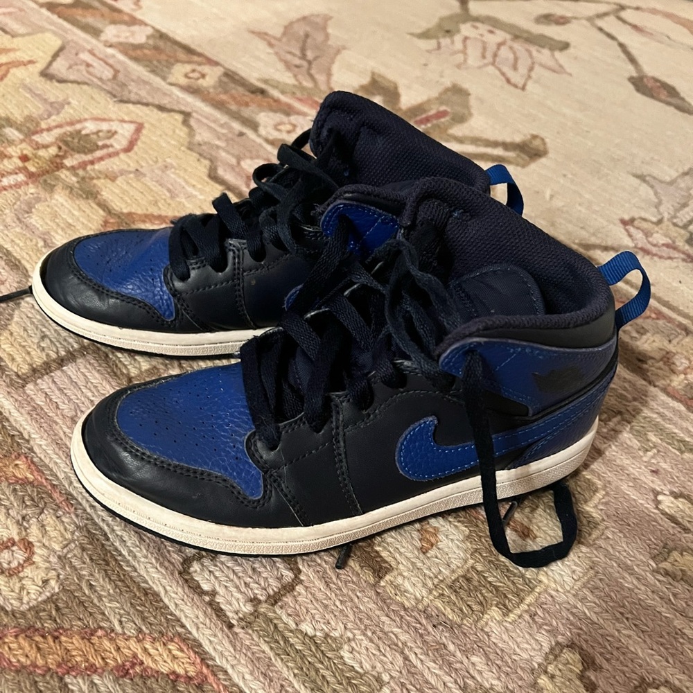 Jordans size 2Y